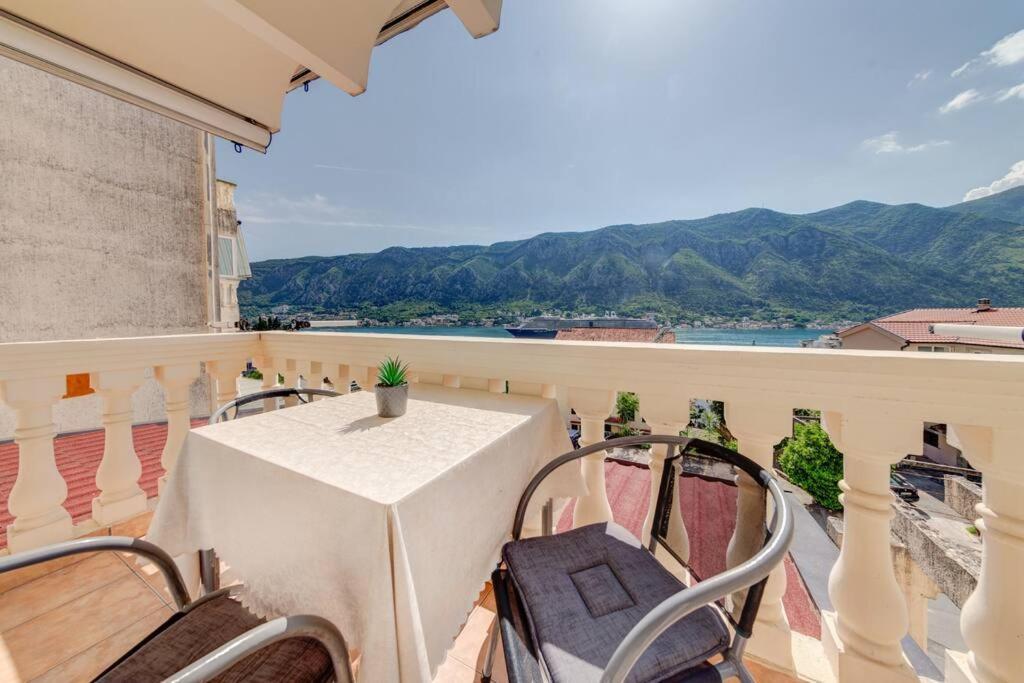 Sailor'S Knot Apartment - Central And Amazing Sea View Kotor Eksteriør billede